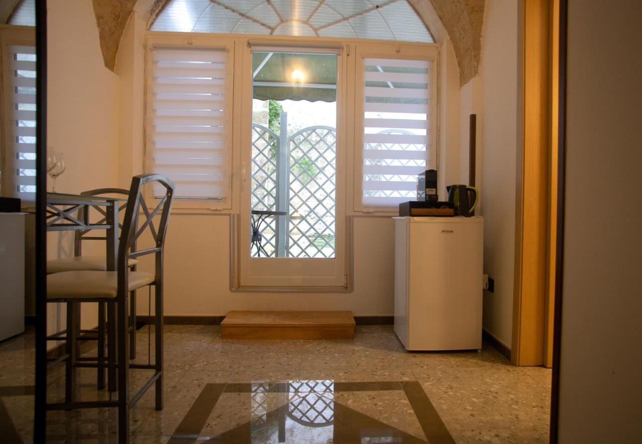 B&B Regina Margherita Bríndisi Exterior foto